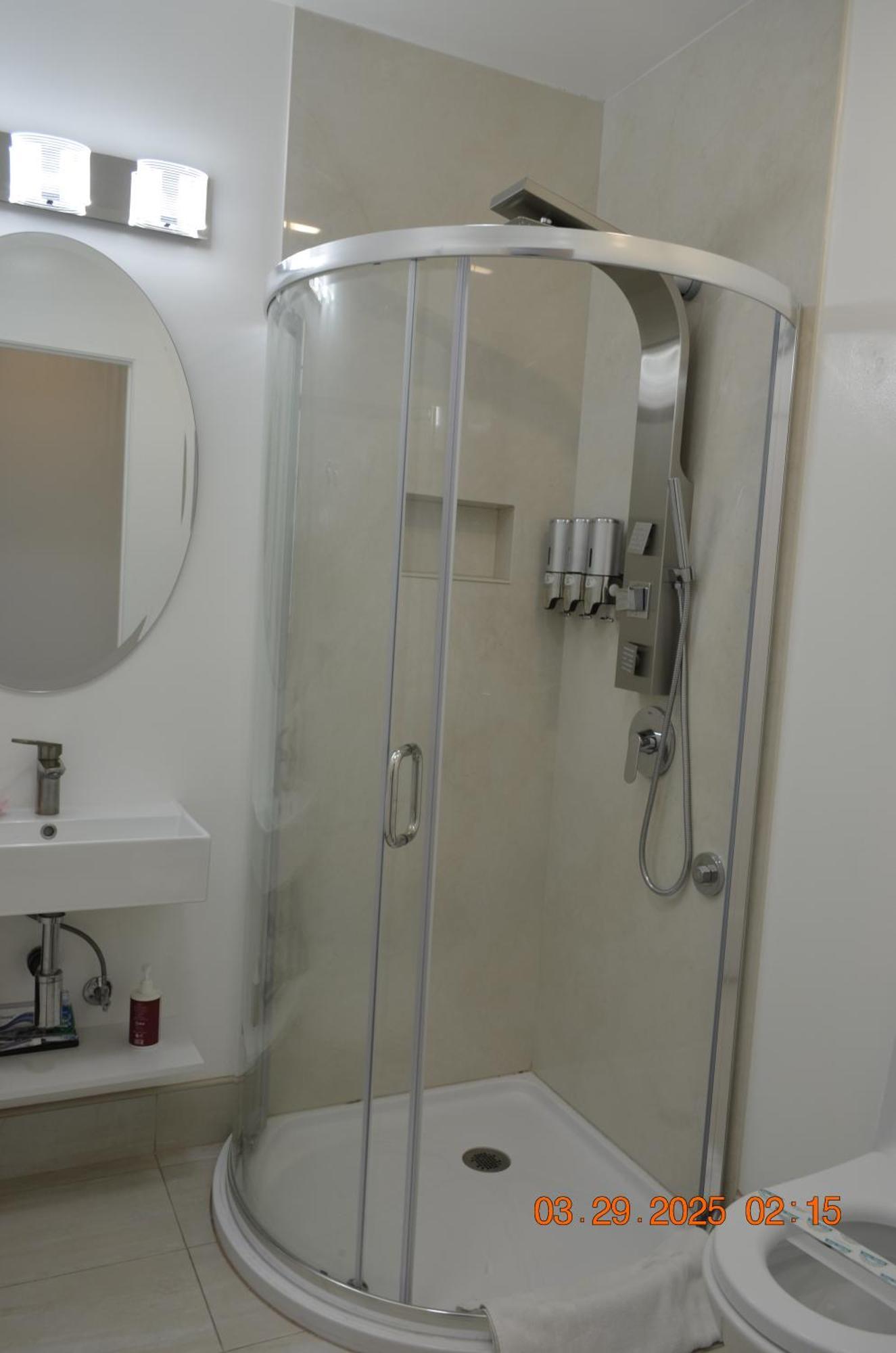 Dimond Abode Vacation Home #2 Oakland Dimond District Екстериор снимка