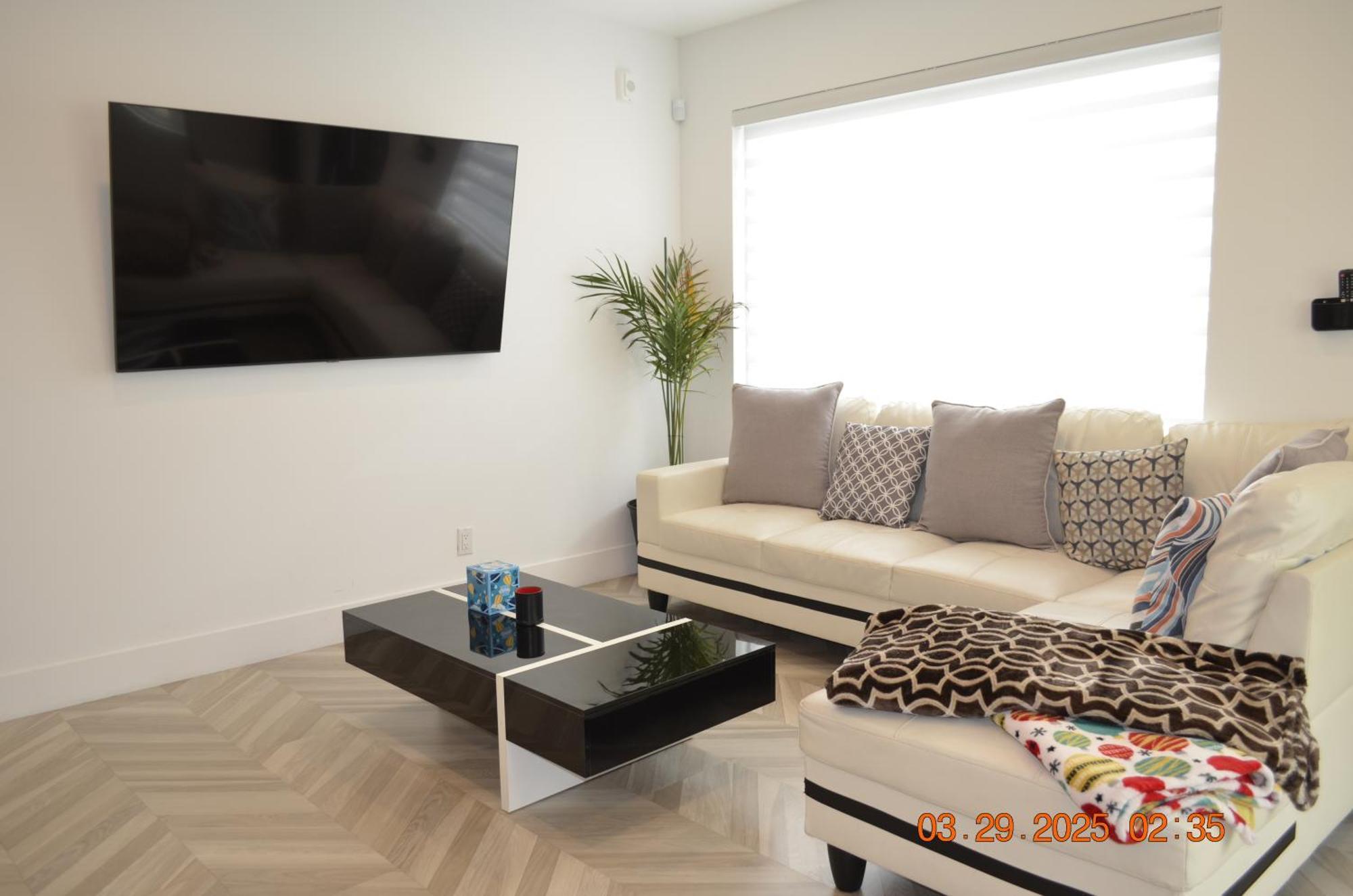 Dimond Abode Vacation Home #2 Oakland Dimond District Екстериор снимка