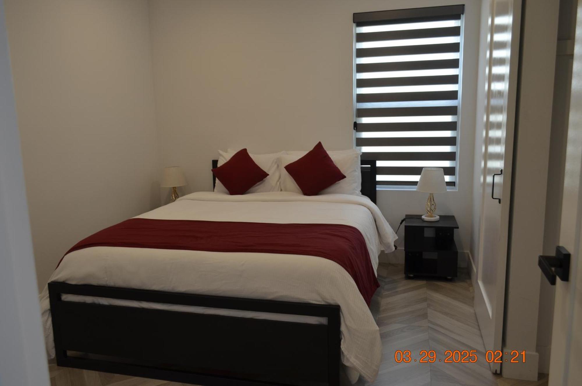 Dimond Abode Vacation Home #2 Oakland Dimond District Екстериор снимка